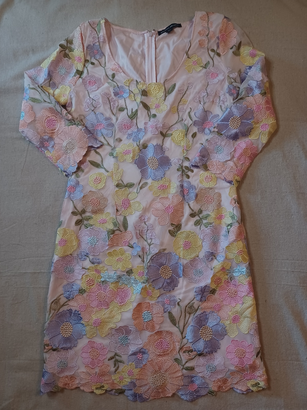 Boston Proper Pastel Embroidered Mesh 3/4 Sleeve Sheath Dress Women's Size 4